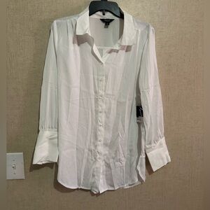 Simply Vera Vera wang women’s button down shirt